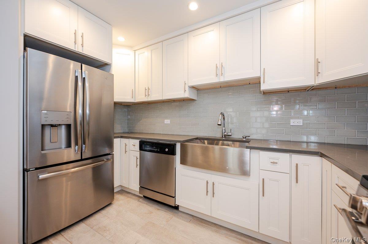 #11 photo, 661 W Broadway, ナッソー郡 Long Beach , NY 11561