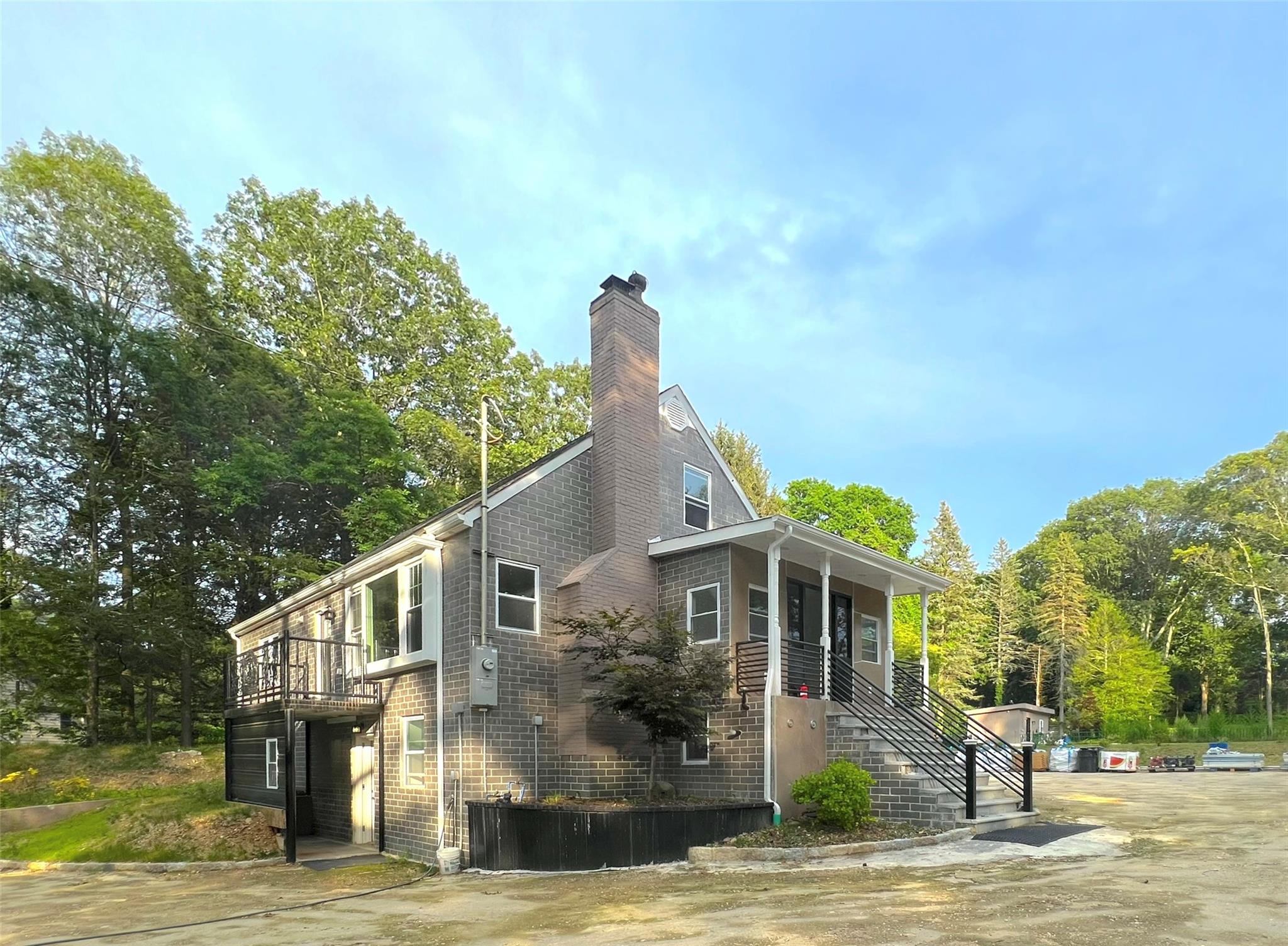 #1 photo, 27 Dunlop Road, 東長島 亨廷顿 Huntington , NY 11743