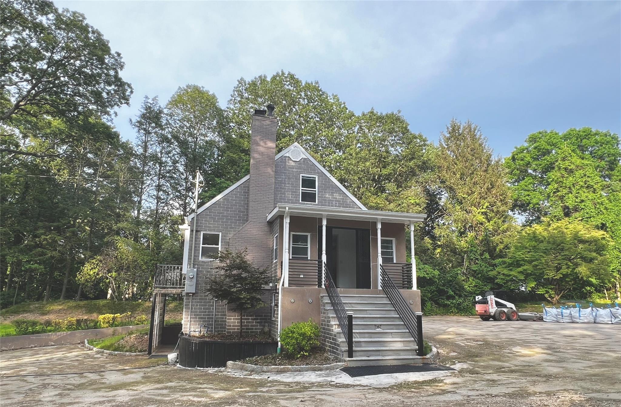 #2 photo, 27 Dunlop Road, サフォーク郡 Huntington , NY 11743