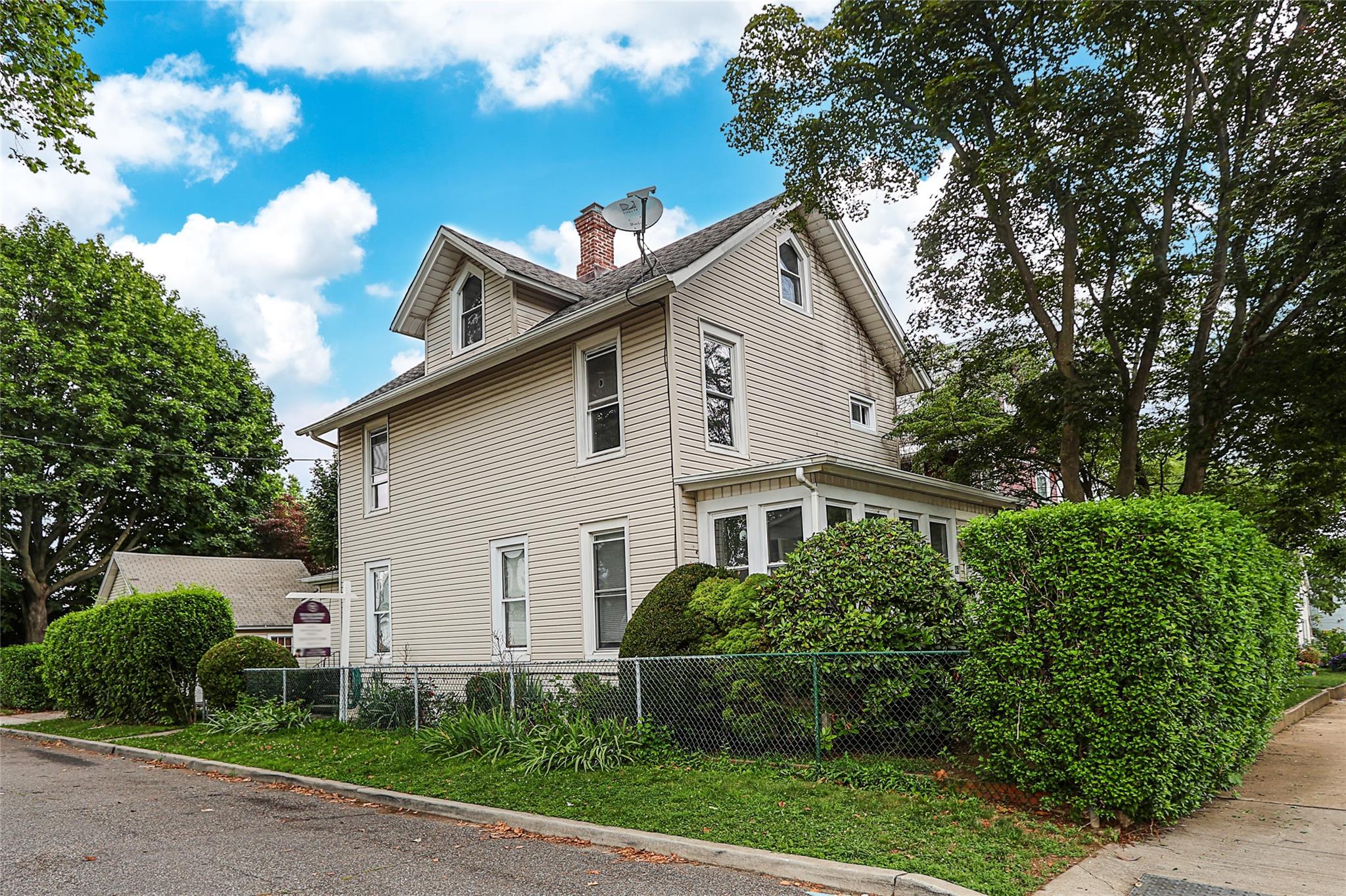 #1 photo, 46 Coles Street, 長島 格崙科夫 Glen Cove , NY 11542