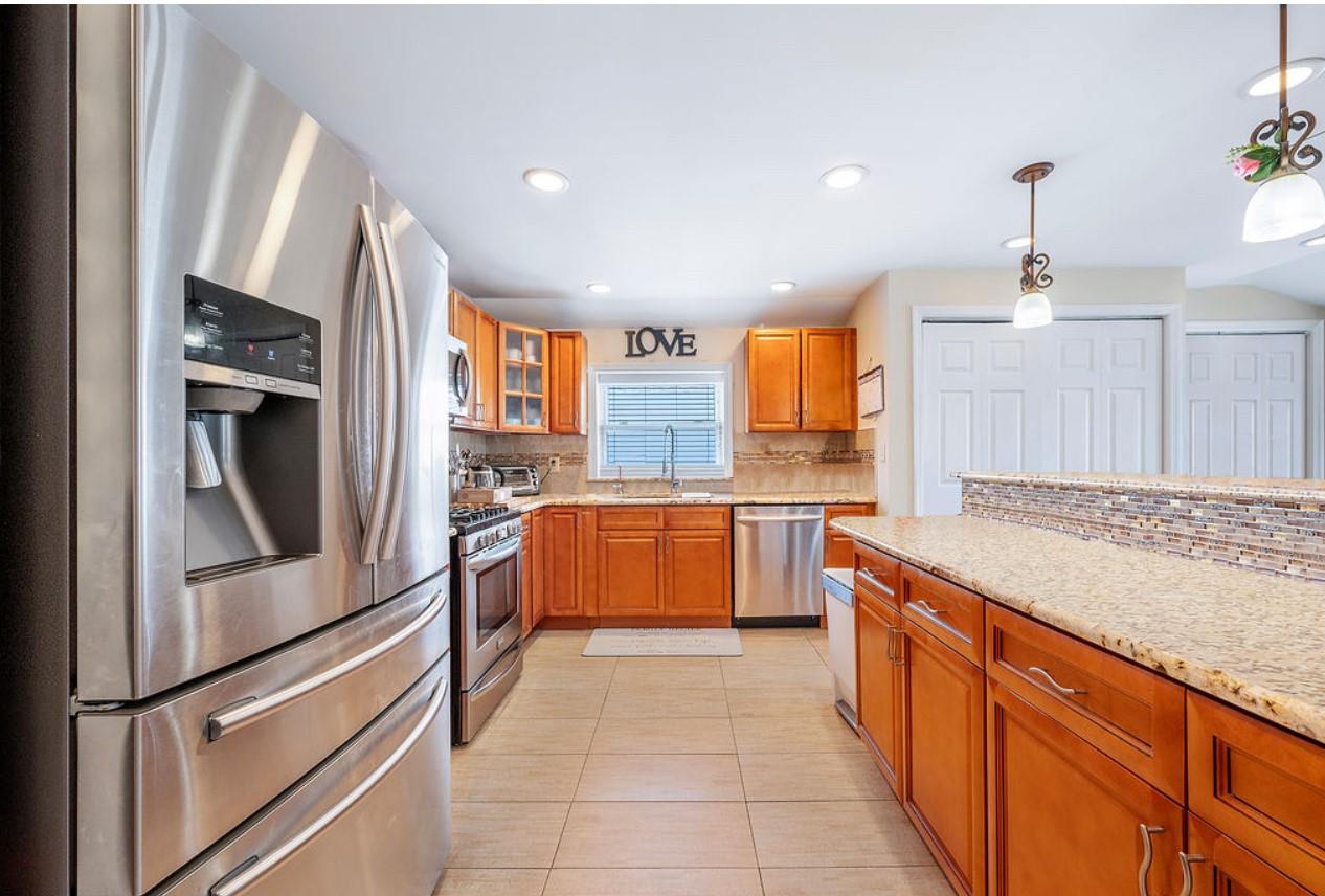 #15 photo, 164-43 96th Street, Howard Beach , NY 11414