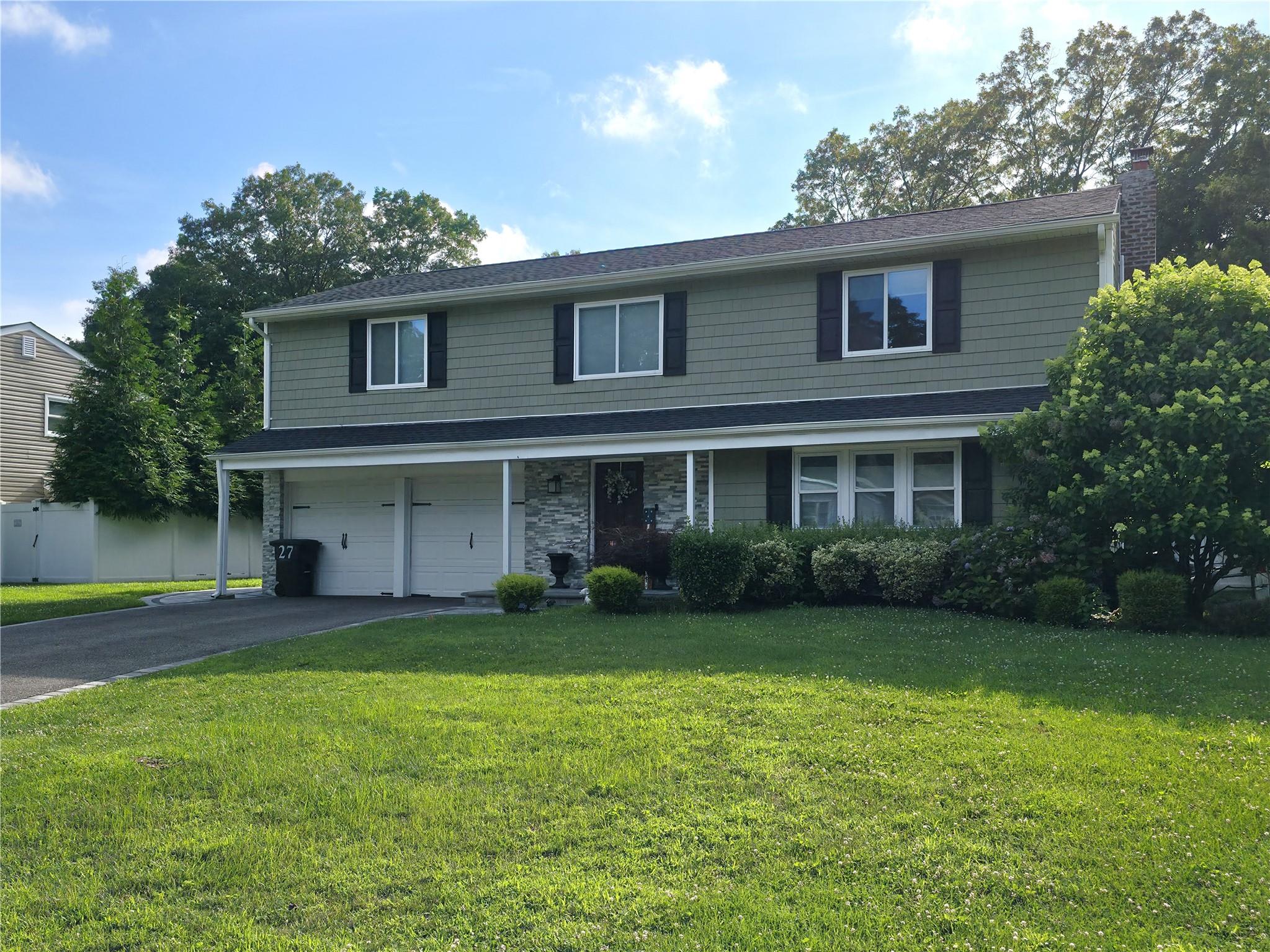 #1 photo, 27 Summerfield Drive, 東長島 Lake Grove , NY 11755