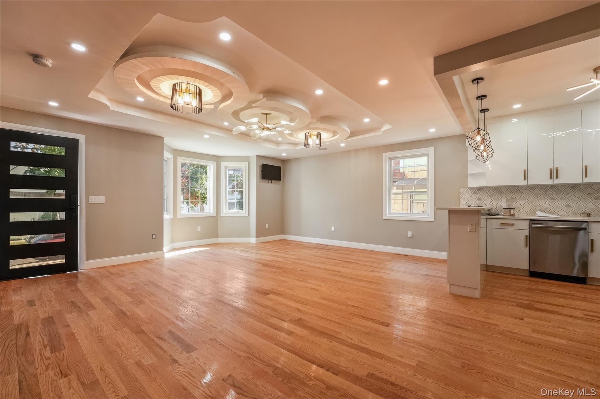 #4 photo, 155-15 134th Avenue, Jamaica , NY 11434