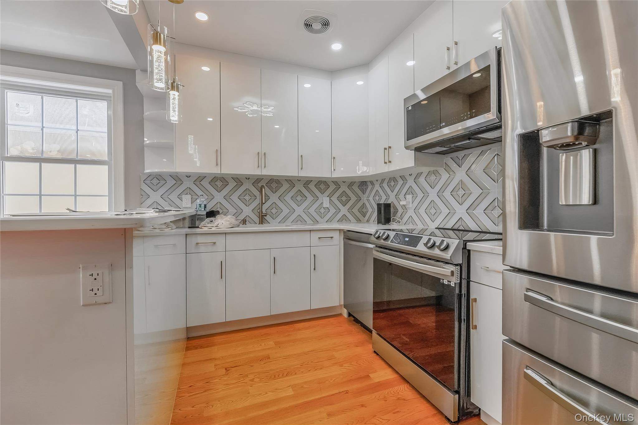 #4 photo, 155-17 134th Avenue, Jamaica , NY 11434