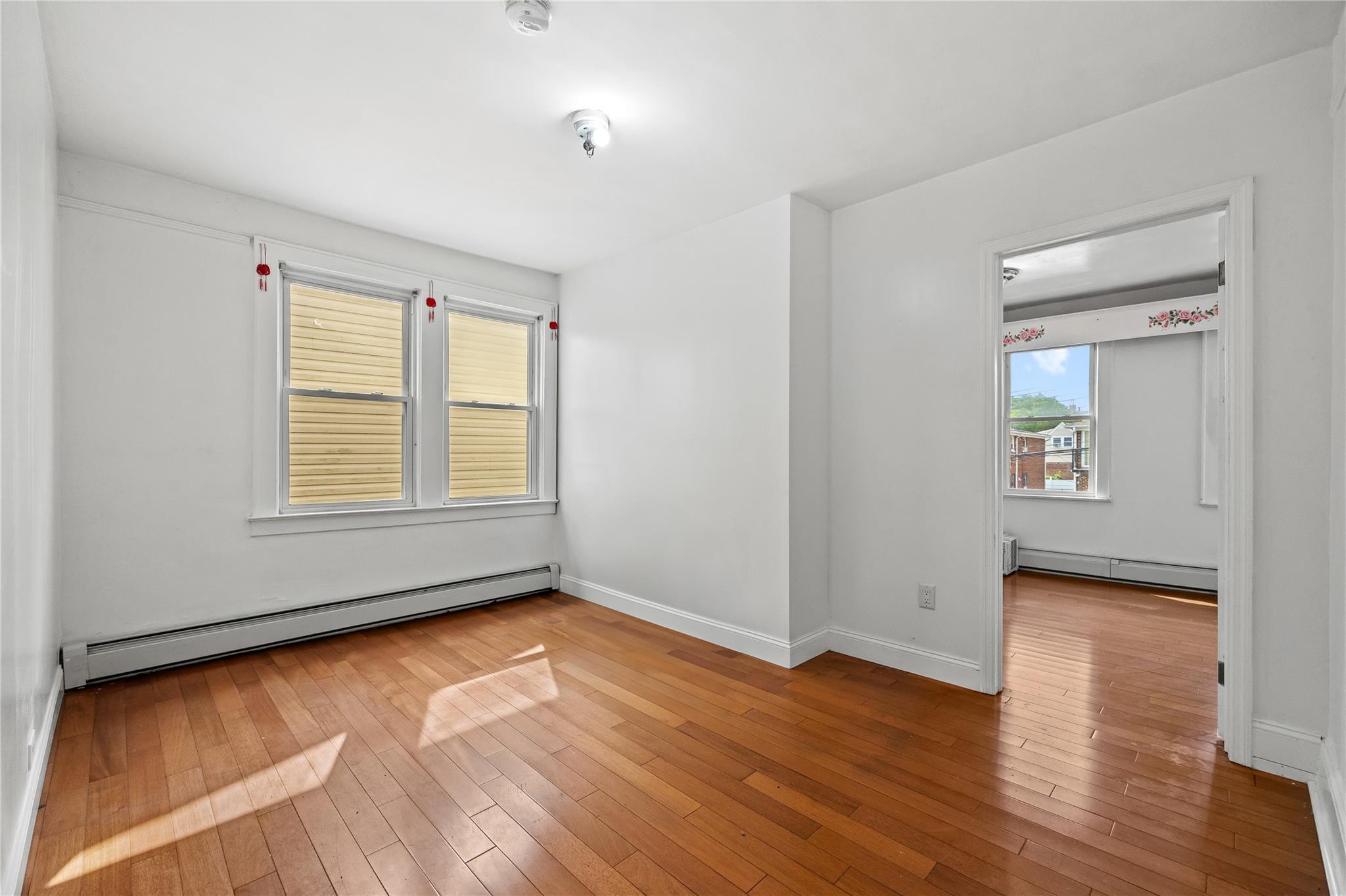 #10 photo, 140-24 Quince Avenue, Flushing , NY 11355