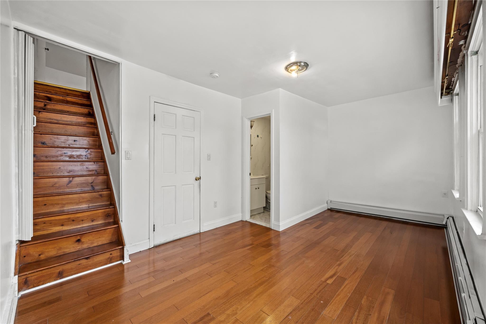 #12 photo, 140-24 Quince Avenue, Flushing , NY 11355