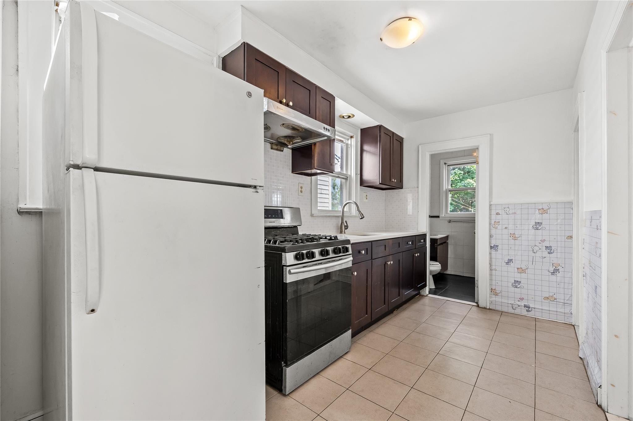 #15 photo, 140-24 Quince Avenue, Flushing , NY 11355