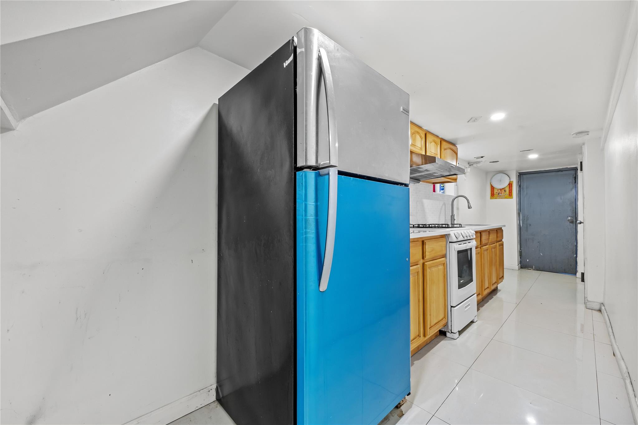 #19 photo, 140-24 Quince Avenue, Flushing , NY 11355