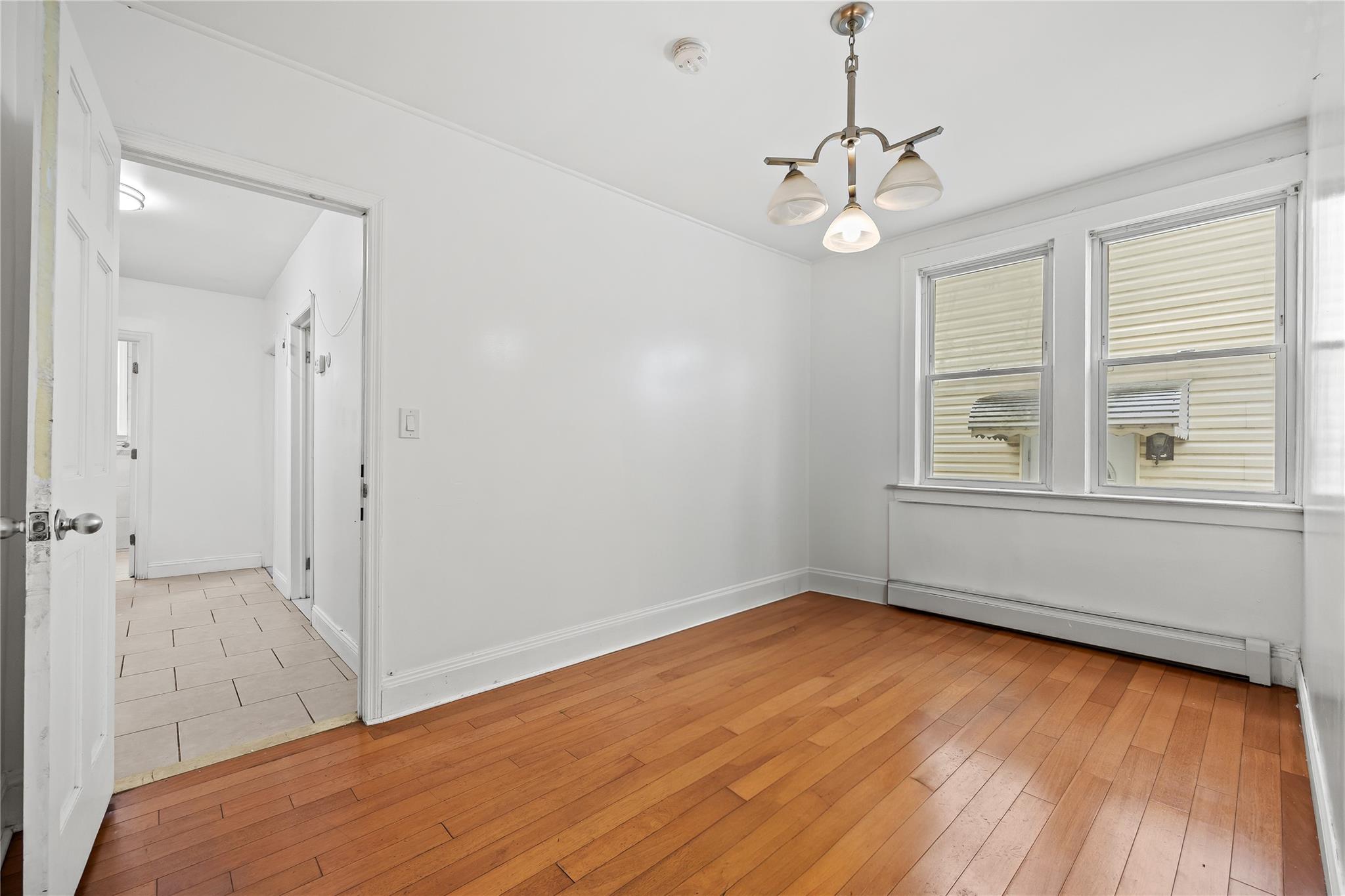 #5 photo, 140-24 Quince Avenue, Flushing , NY 11355