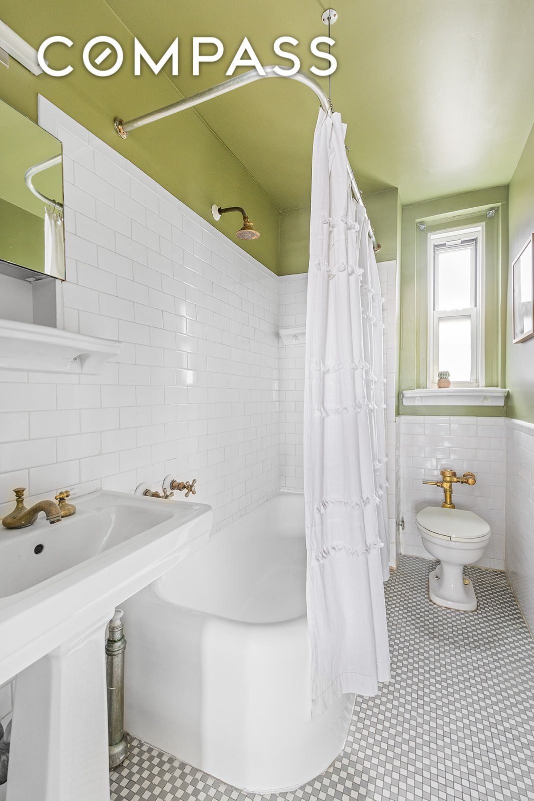 #8 photo, 70 Remsen Street, ブルックリン区 Brooklyn Heights , NY 11201