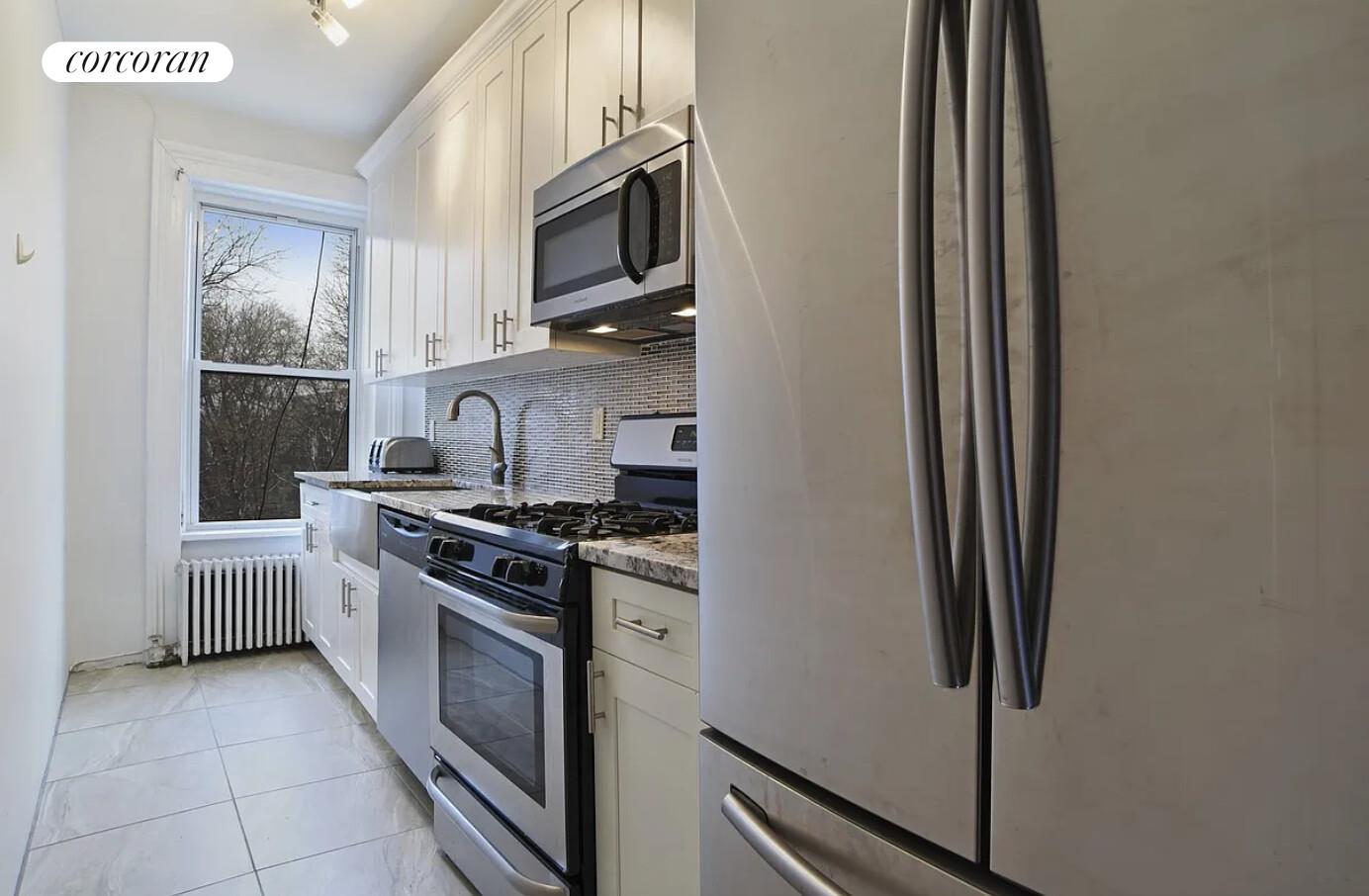 #1 photo, 610 VANDERBILT Avenue, 브루클린 Prospect Heights , NY 11238