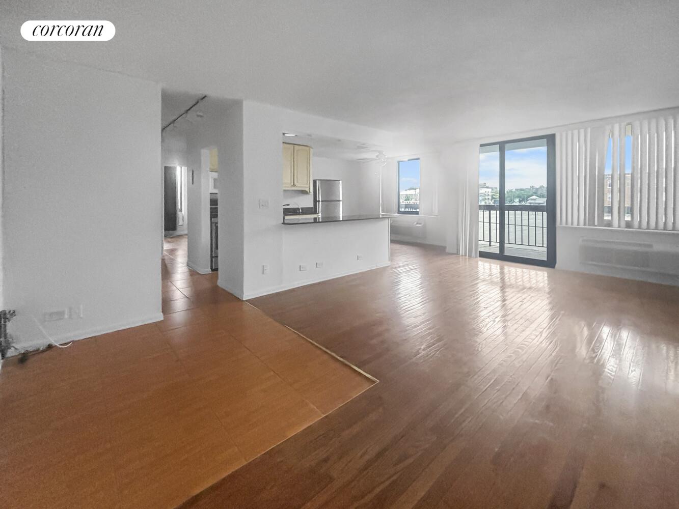 #1 photo, Kew Gardens Hills, 皇后區 秋園 Kew Gardens Hills , NY 11367