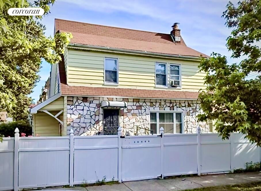 #1 photo, 104-50 210TH Street, 皇后區 Queens Village , NY 11429
