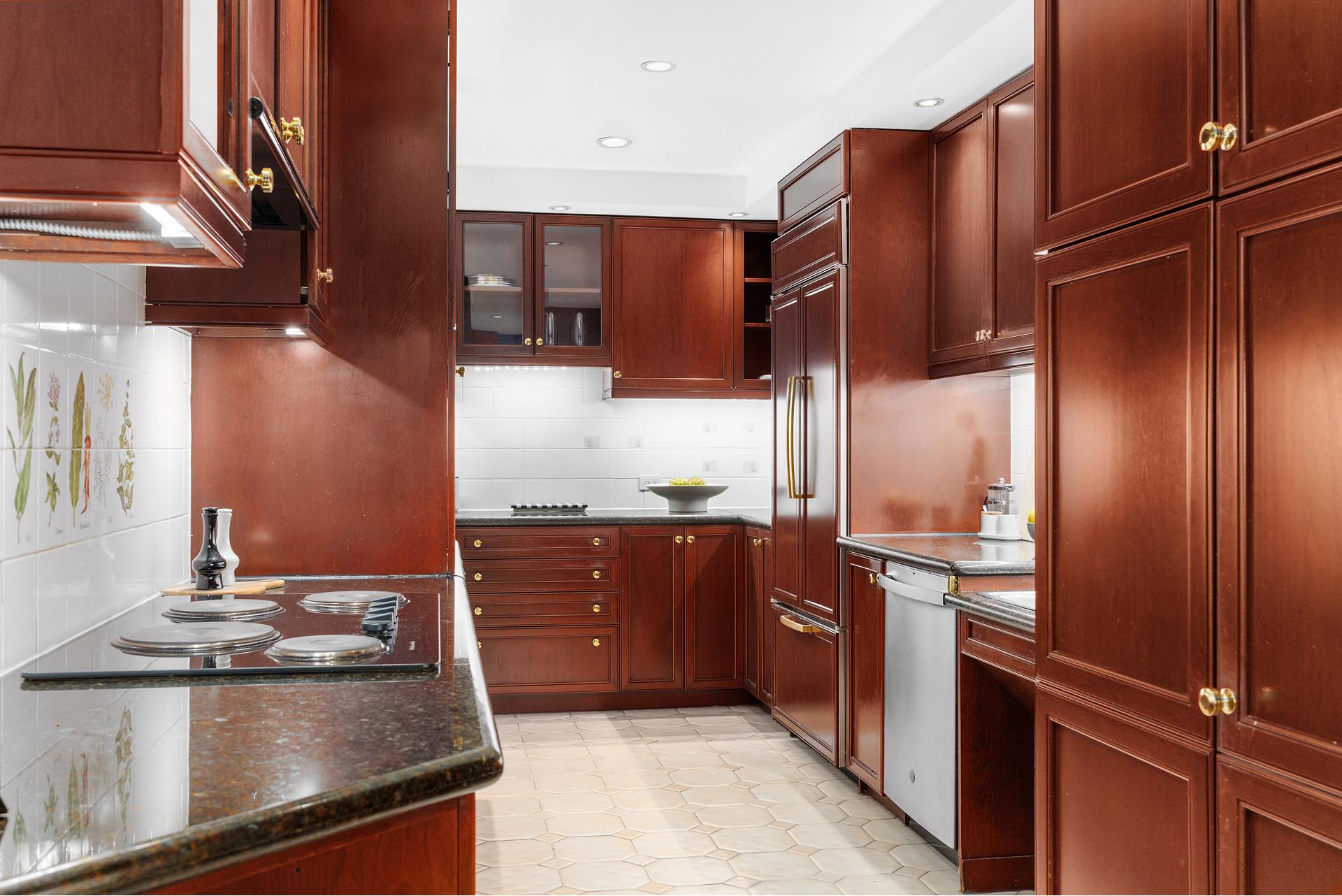 #13 photo, 101 CENTRAL Park W, マンハッタン Lincoln Square , NY 10023