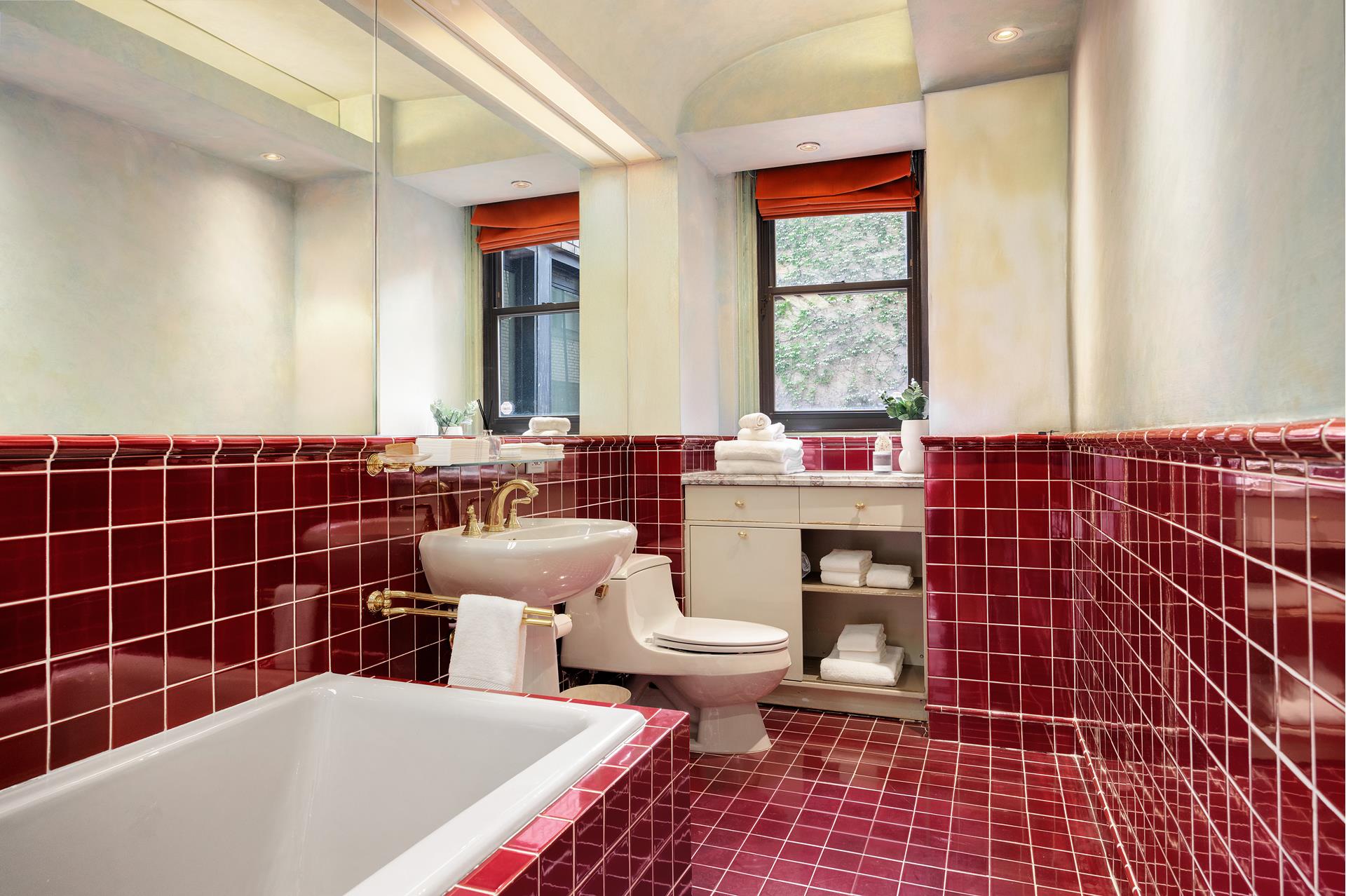 #16 photo, 101 CENTRAL Park W, マンハッタン Lincoln Square , NY 10023