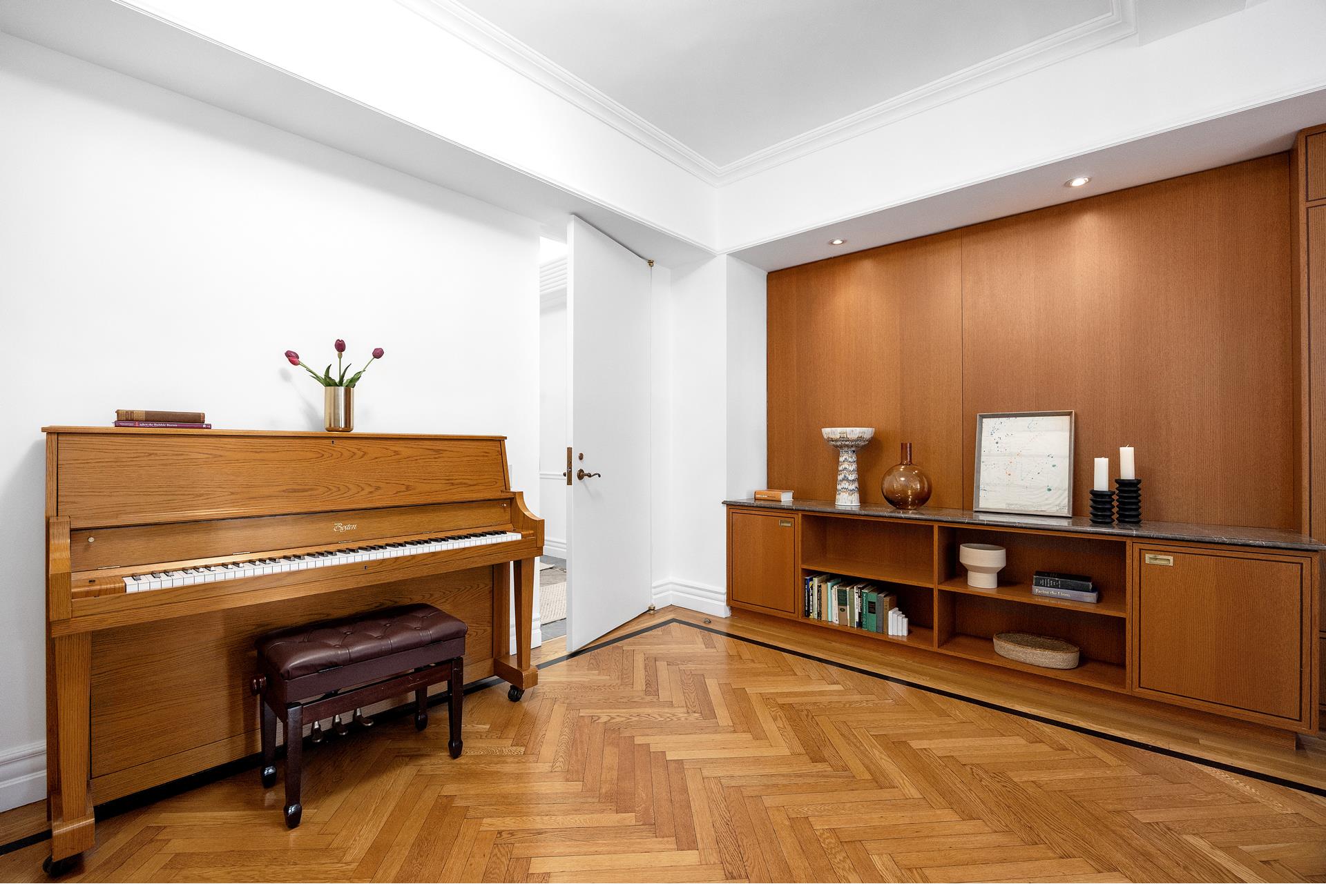 #21 photo, 101 CENTRAL Park W, マンハッタン Lincoln Square , NY 10023