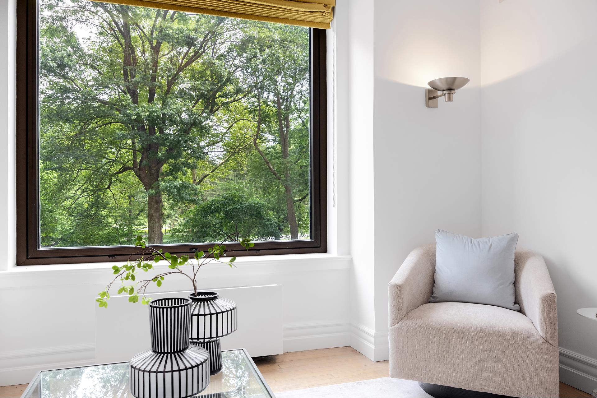 #9 photo, 101 CENTRAL Park W, マンハッタン Lincoln Square , NY 10023