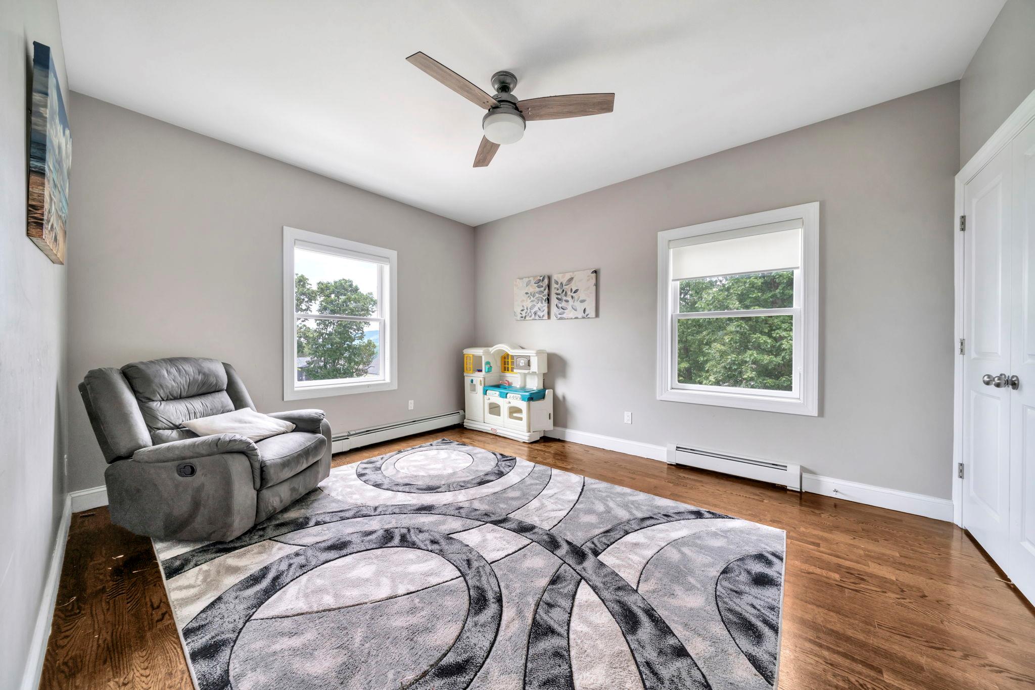 #16 photo, 19 Cornell Peak, Pomona , NY 10970