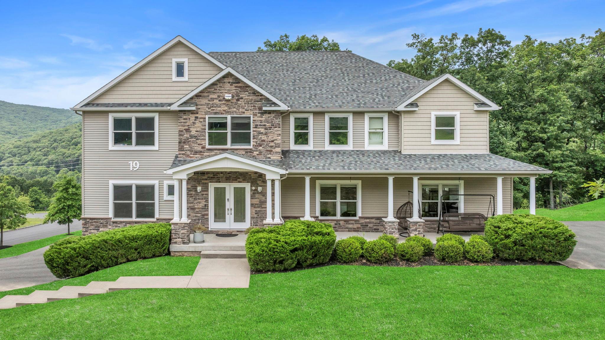 #2 photo, 19 Cornell Peak, Pomona , NY 10970