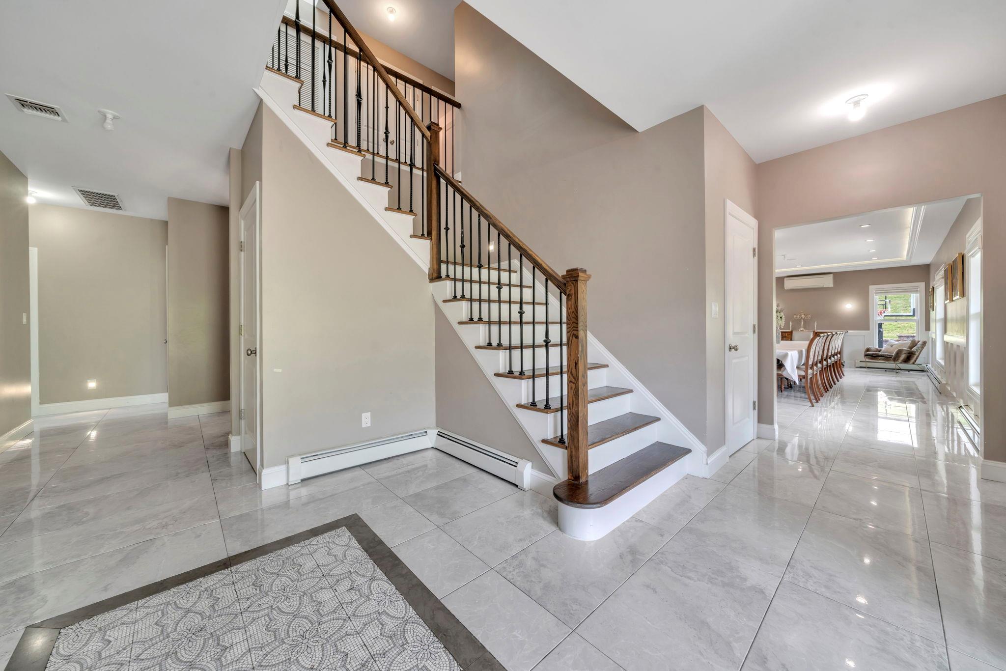 #5 photo, 19 Cornell Peak, Pomona , NY 10970