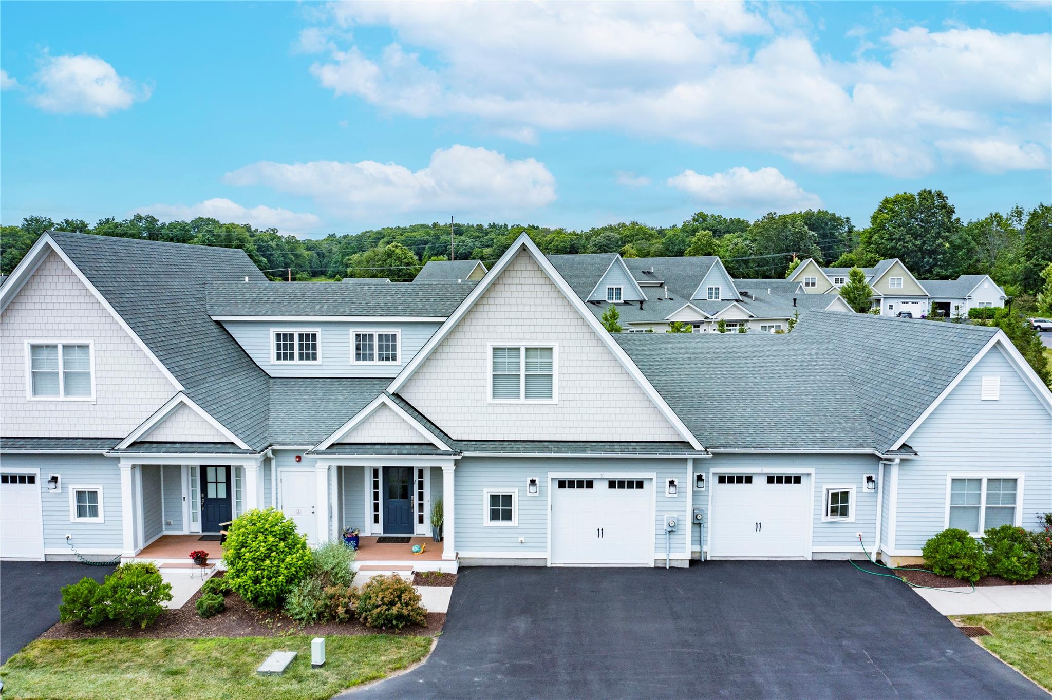 #1 photo, 10 Oakwood Lane, Rhinebeck , NY 12572