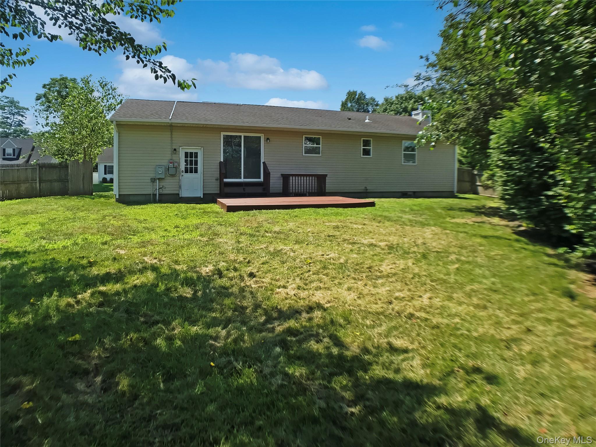 #8 photo, 79 Meadow Court, サフォーク郡 Brookhaven , NY 11949