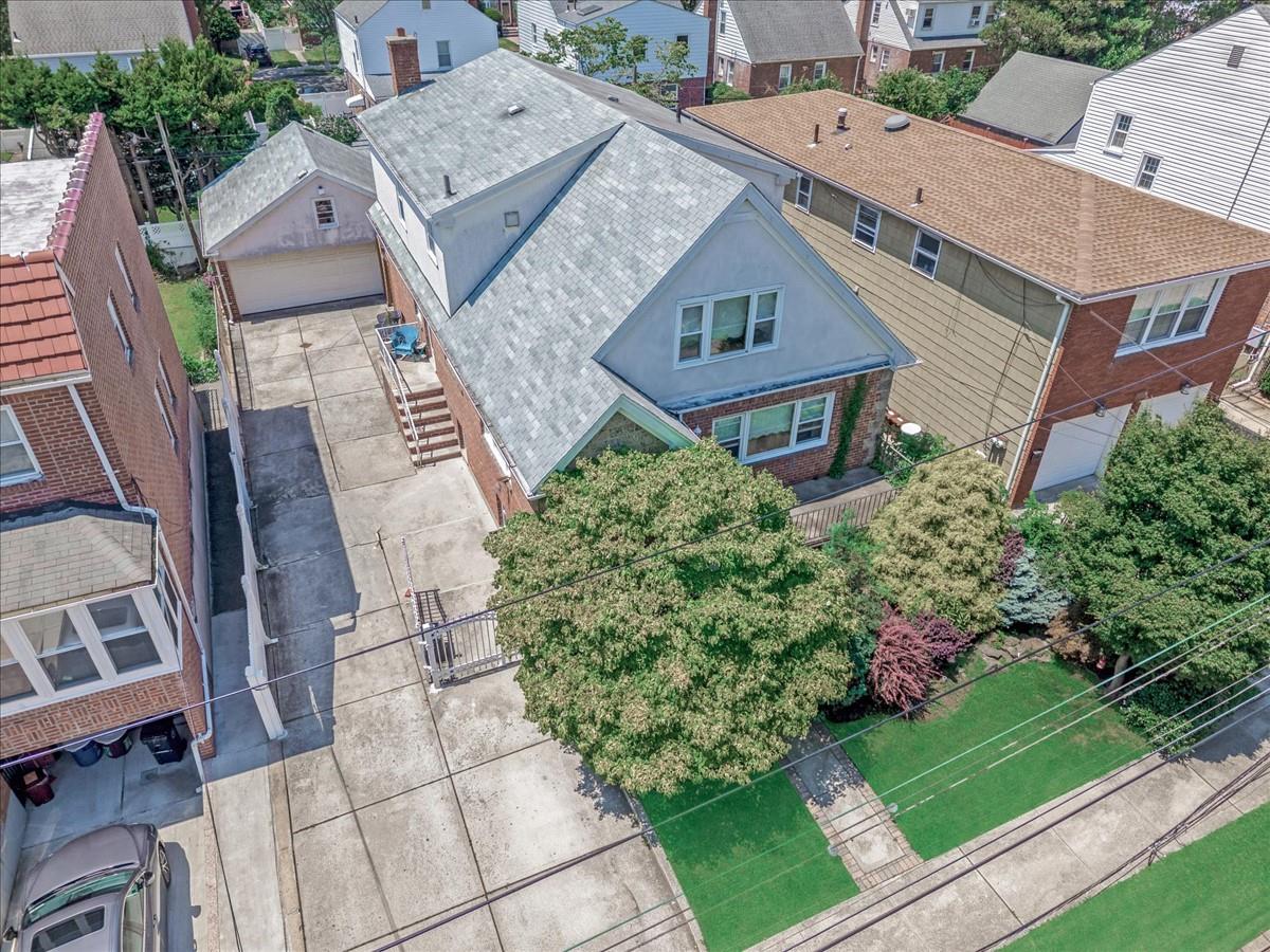 #1 photo, 47-24 197th Street, 法拉盛 Flushing , NY 11358