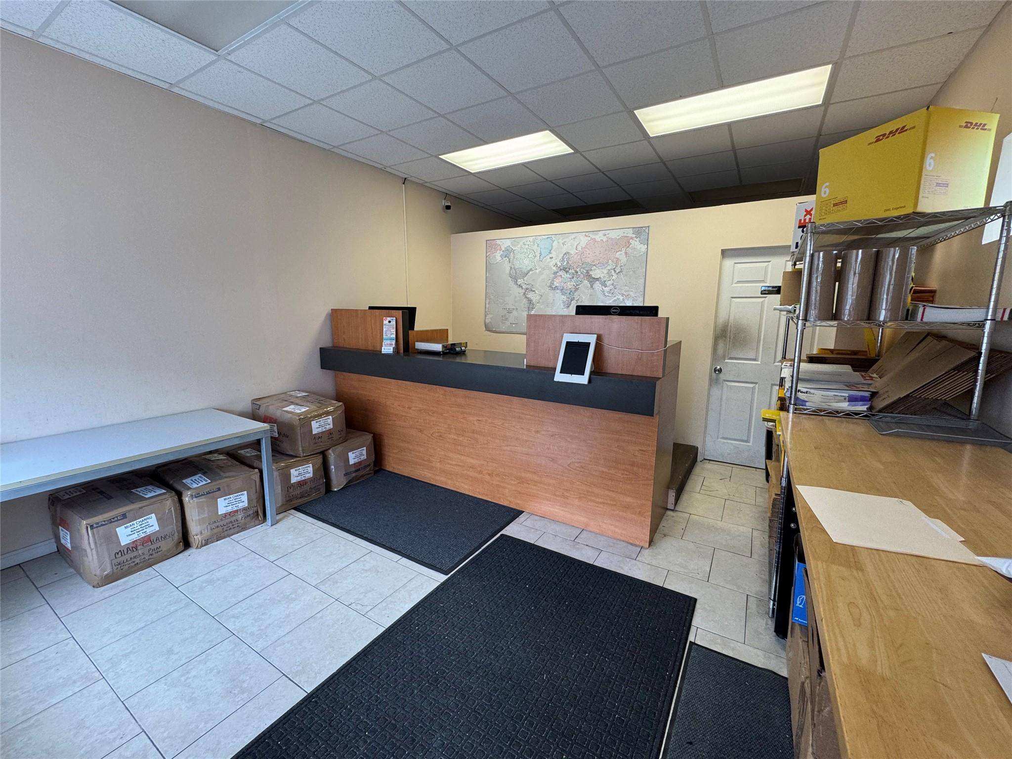 #2 photo, 329A Jericho Turnpike, ナッソー郡 Floral Park , NY 11001