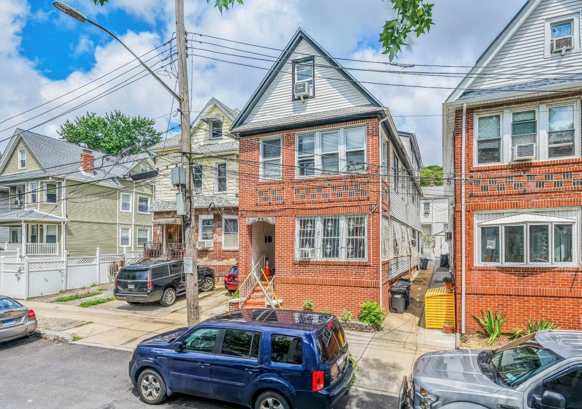#1 photo, 76-53 85th Road, 皇后區 木港 Woodhaven , NY 11421