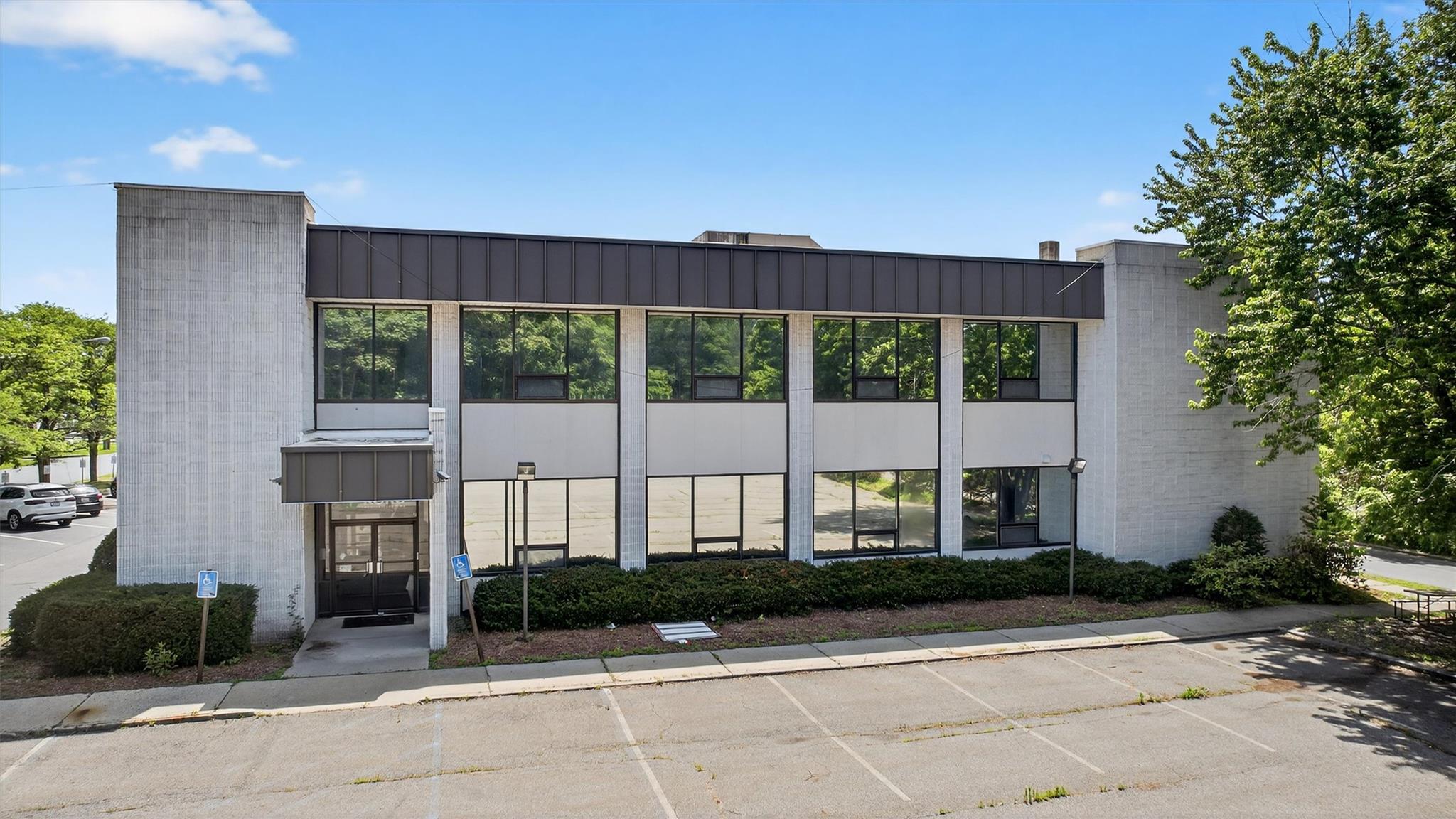 #8 photo, 74 Brookside Avenue, Chester , NY 10918