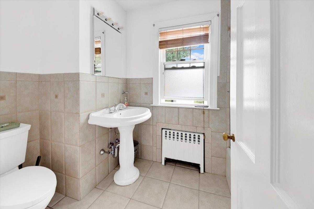 #20 photo, 202 Devoe Avenue, Yonkers , NY 10705