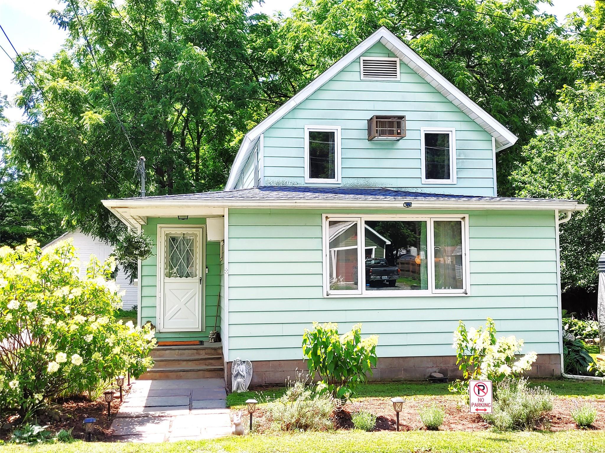 #1 photo, 18 Tremper Avenue, Phoenicia , NY 12464