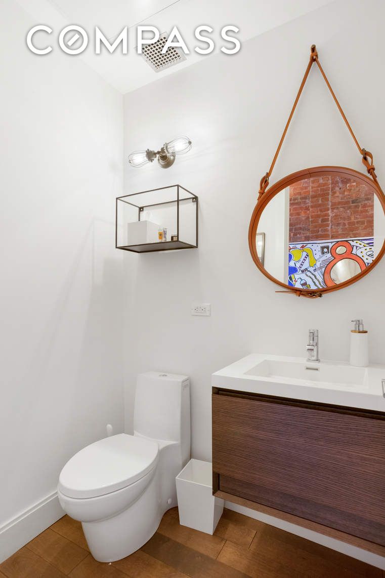 #14 photo, 23 E 10th Street, マンハッタン Greenwich Village , NY 10003