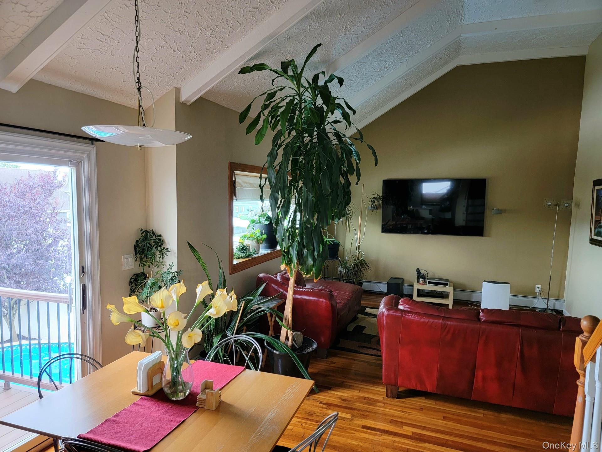 #12 photo, 22 Wilshire Court, ナッソー郡 Freeport , NY 11520