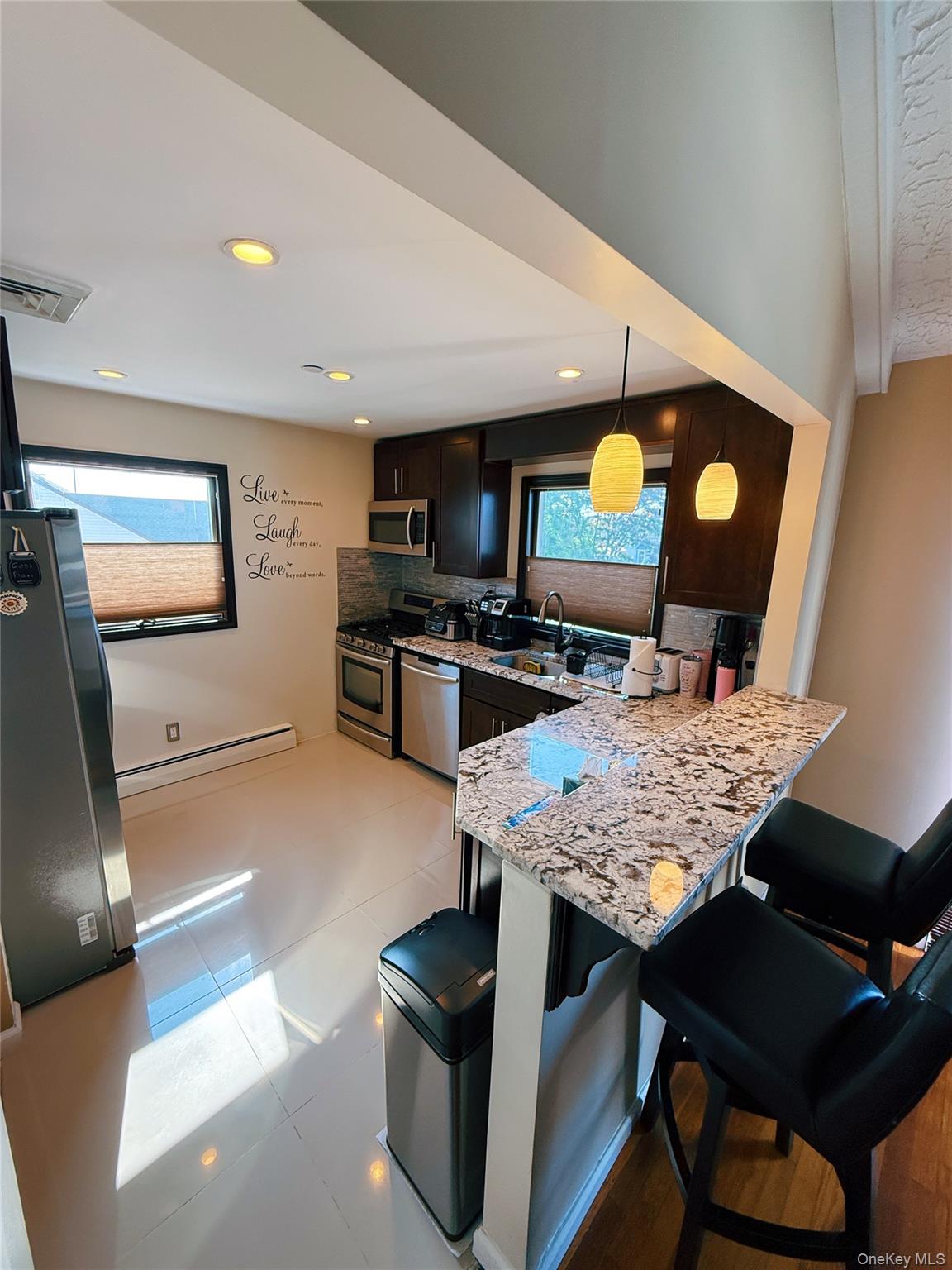 #15 photo, 22 Wilshire Court, ナッソー郡 Freeport , NY 11520