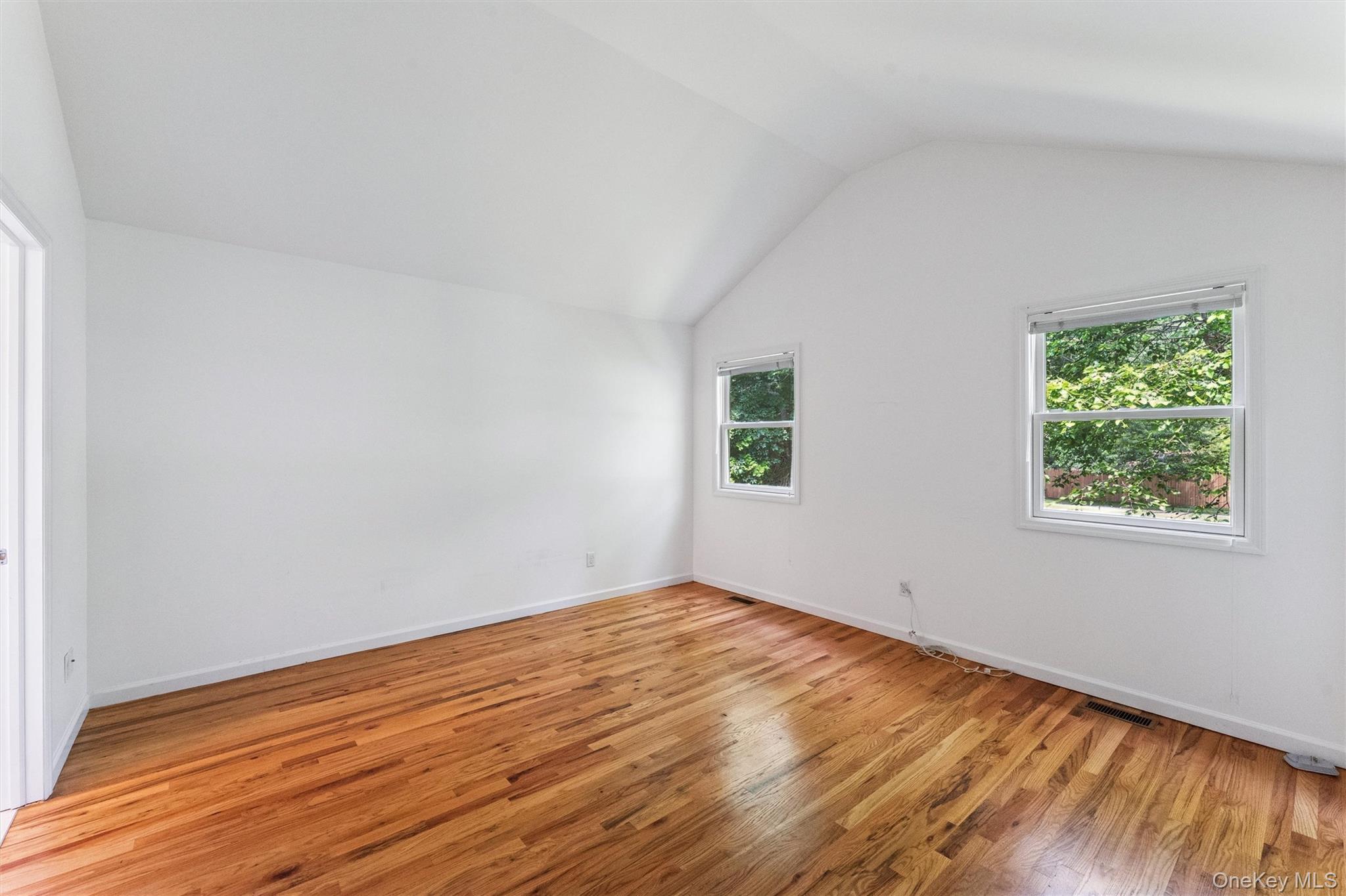 #12 photo, 12 Hampton Bays Drive, サフォーク郡 Hampton Bays , NY 11946