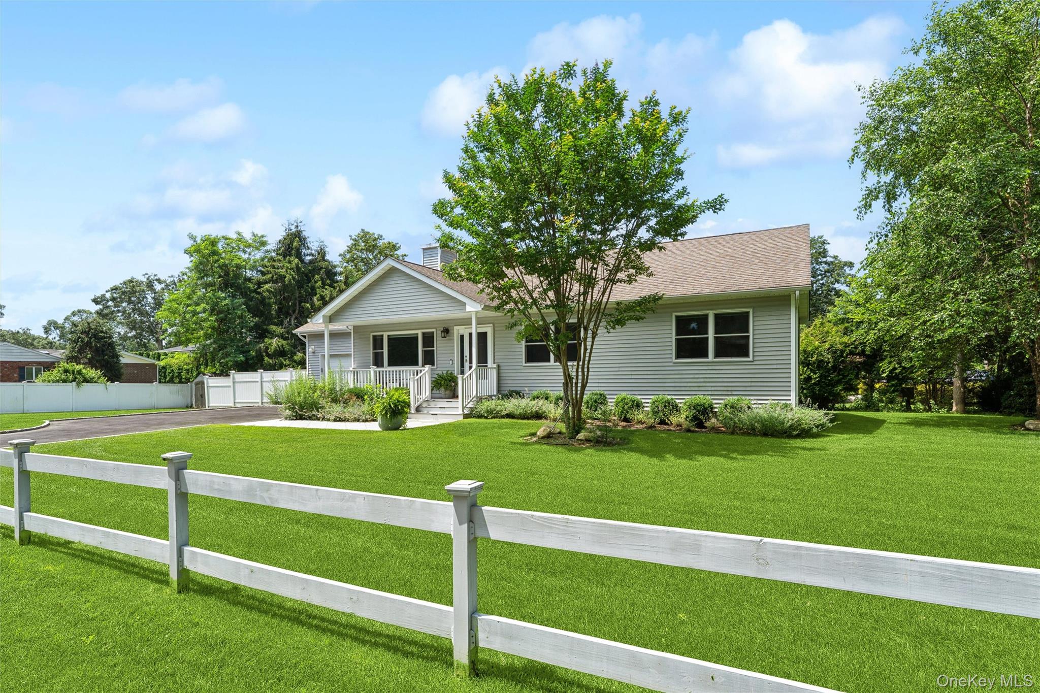 #3 photo, 12 Hampton Bays Drive, サフォーク郡 Hampton Bays , NY 11946