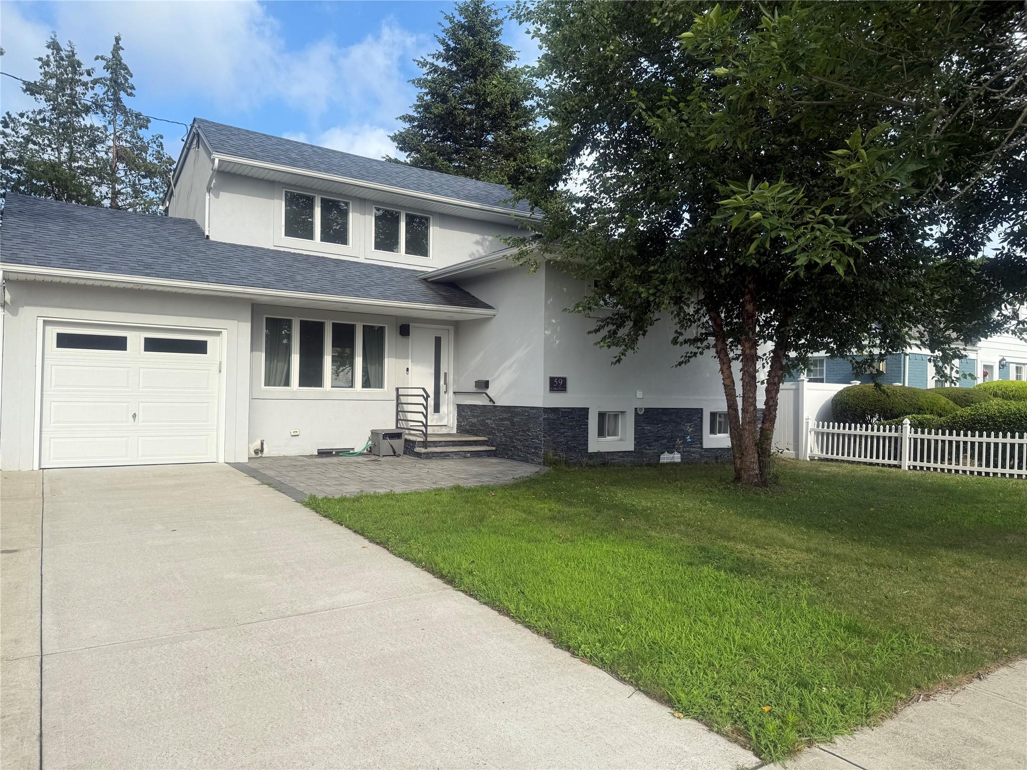 #1 photo, 59 Cedar Drive, Farmingdale , NY 11735