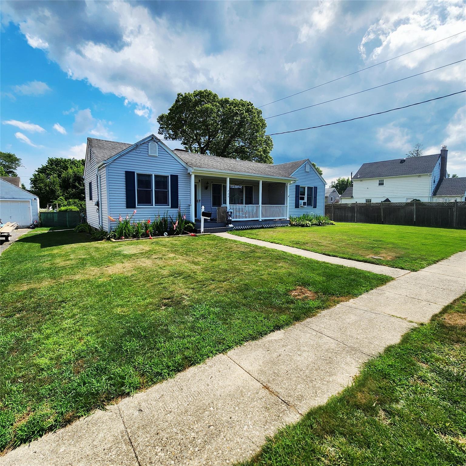 #1 photo, 200 E 11th Street, Huntington Station , NY 11746