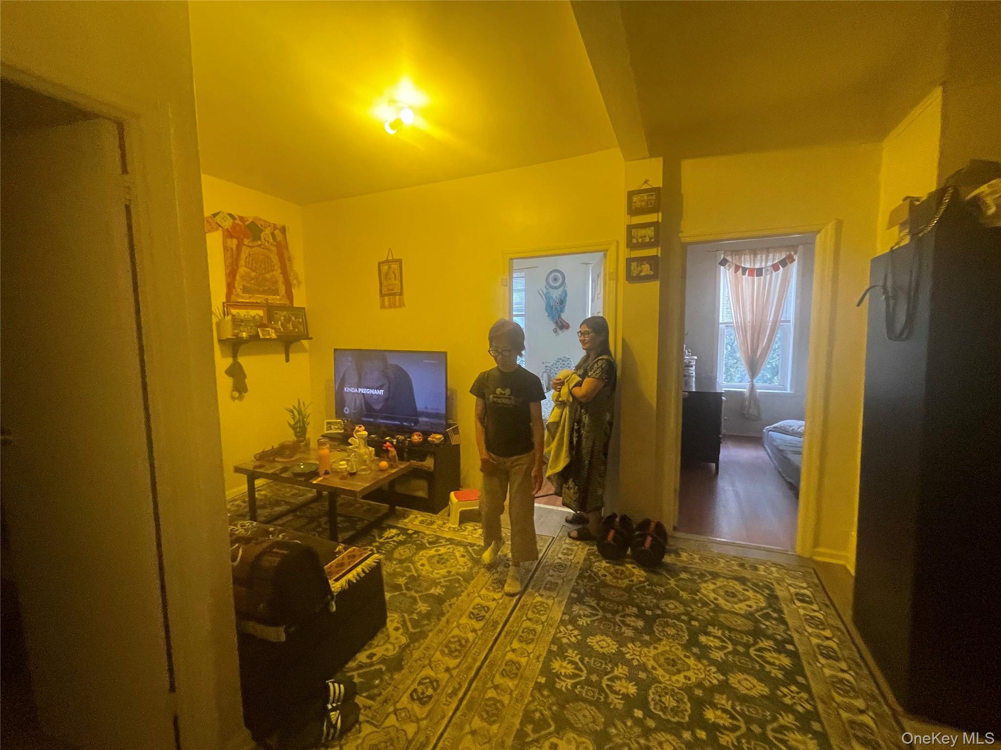 #9 photo, 8715 Justice Avenue, クイーンズ区 Elmhurst , NY 11373