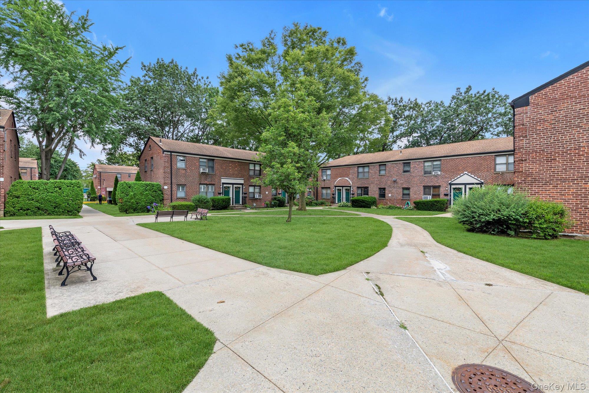 #13 photo, 196-32 69th Ave, Fresh Meadows , NY 11365