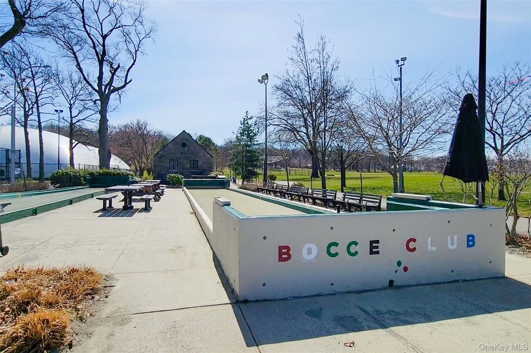 #18 photo, 196-32 69th Ave, Fresh Meadows , NY 11365