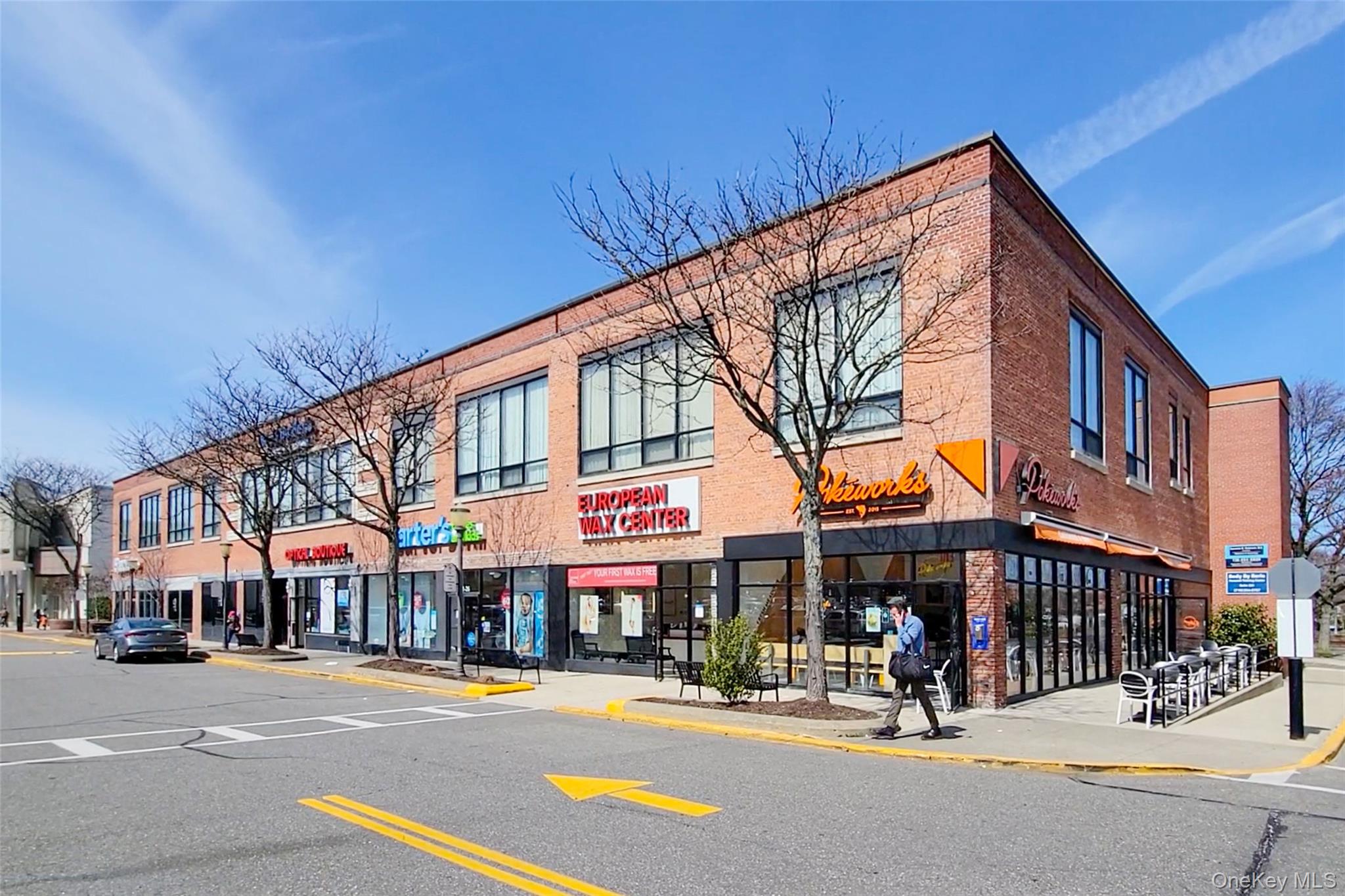 #20 photo, 196-32 69th Ave, Fresh Meadows , NY 11365