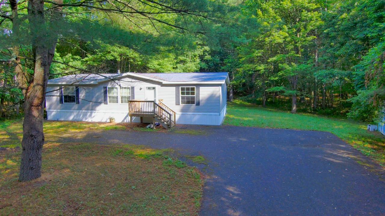 #1 photo, 686 South Rd, Round Top , NY 12473