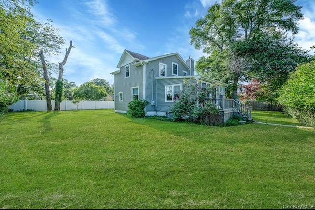 #3 photo, 52 Manhasset Drive, サフォーク郡 Mastic Beach , NY 11951