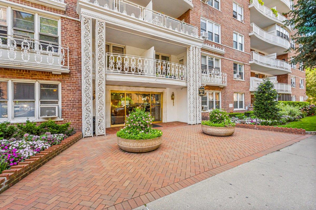 #1 photo, 69-10 108th Street, 皇后區 森林小丘 Forest Hills , NY 11375