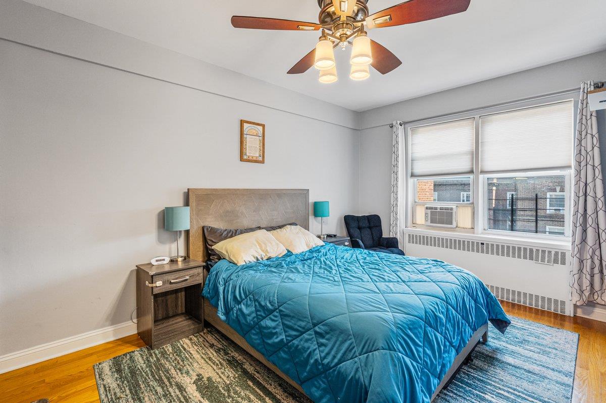 #11 photo, 69-10 108th Street, Forest Hills , NY 11375