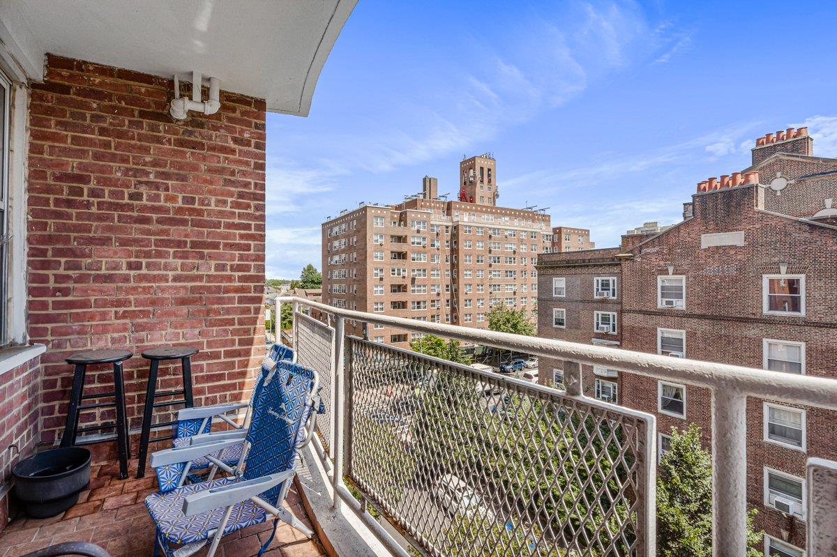 #13 photo, 69-10 108th Street, Forest Hills , NY 11375