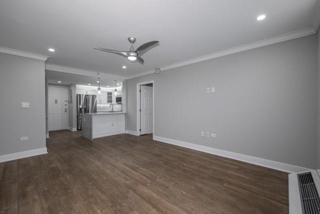 #3 photo, 1100 Avalon Street, ナッソー郡 Glen Cove , NY 11542