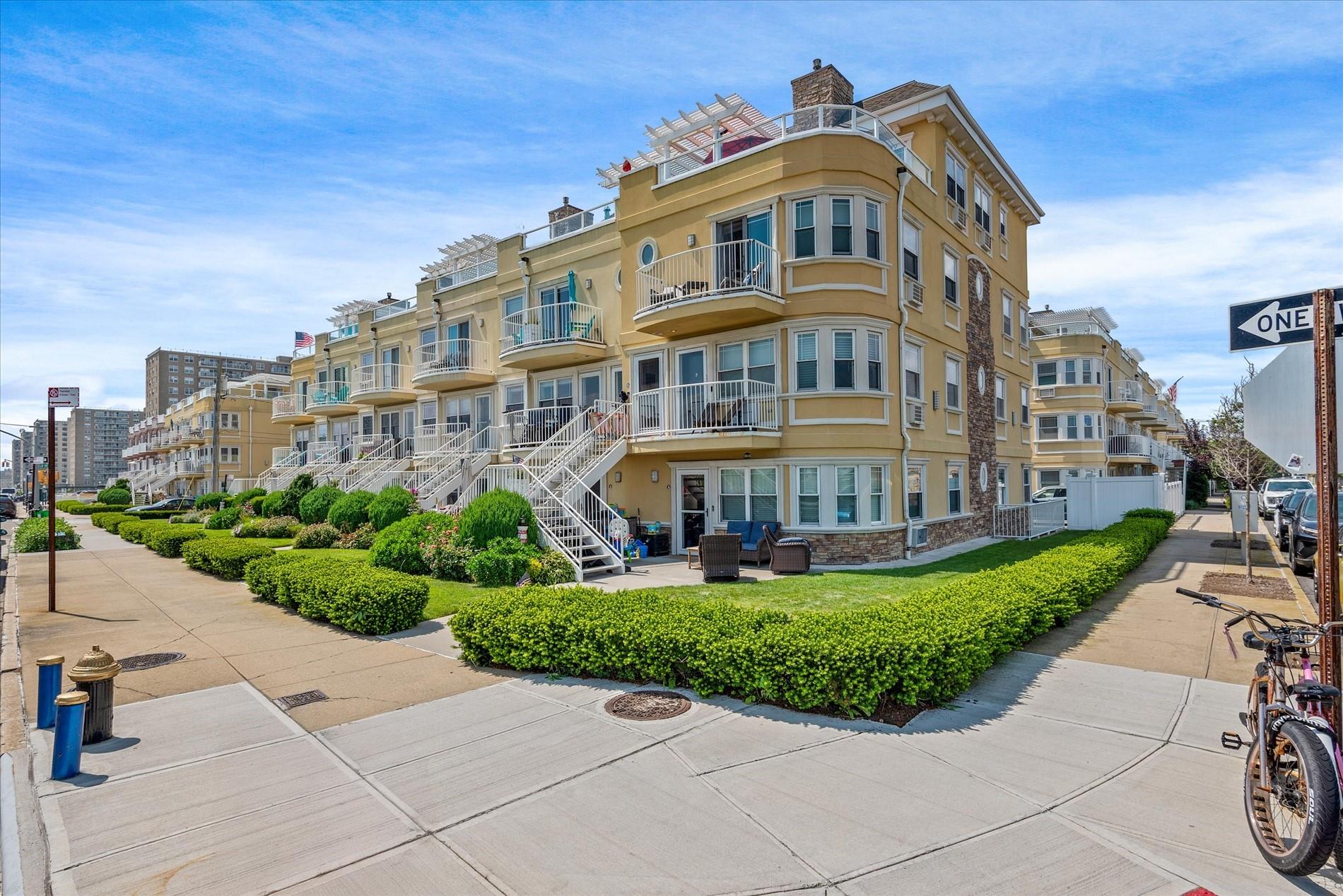 #1 photo, 10004 Shore Front Parkway, 皇后區 Rockaway Park , NY 11694
